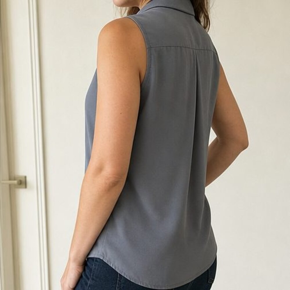 Gray Wrap Blouse - Picture 3 of 6